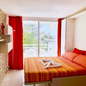  Apartment Americas